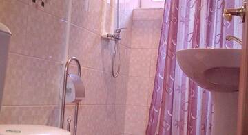 Фото номера Улучшенный номер - студио Гостиница Елена г. Ейск 8