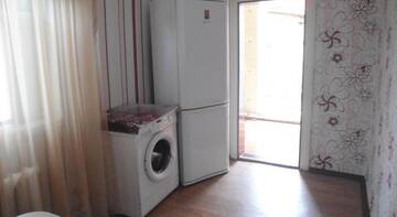 Фото номера Семейный люкс Гостиница Guest House Vladimir г. Ейск 7