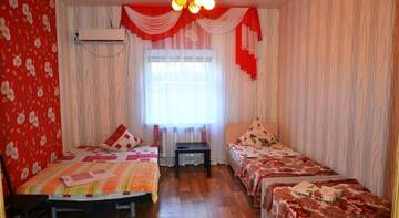 Фото номера Семейный номер-студио Гостевой дом Guesthouse Ekaterina г. Ейск 13