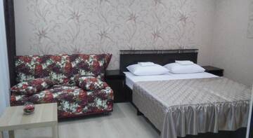 Фото номера Апартаменты – 2 этаж (2) Гостиница on Armavirskaya 61 г. Ейск 8