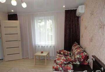 Фото номера Апартаменты – 2 этаж (2) Гостиница on Armavirskaya 61 г. Ейск 18