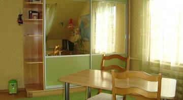 Фото номера Трехместный номер Гостевой дом Na Kropotkina г. Ейск 4