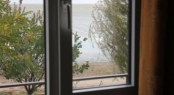Фото номера Трехместный номер с видом на море Гостиница Гостевой Дом Фантазия г. Ейск 11