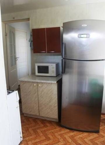Фото номера Семейный номер с общей ванной комнатой Гостиница Guest house Akvarel г. Ейск 2