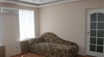 Фото номера Семейный номер с общей ванной комнатой Гостиница Guest house Akvarel г. Ейск 10