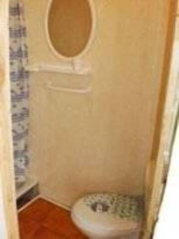 Фото номера Четырехместный номер с душем Гостиница Guest house Akvarel г. Ейск 11