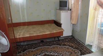 Фото номера Бюджетный трехместный номер Гостиница Guest house Akvarel г. Ейск 8