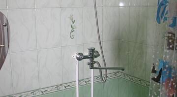 Фото номера Стандартные апартаменты Гостиница Viktoria Guest House г. Ейск 8