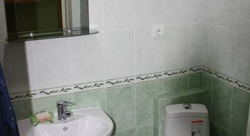 Фото номера Улучшенные апартаменты Гостиница Viktoria Guest House г. Ейск 9